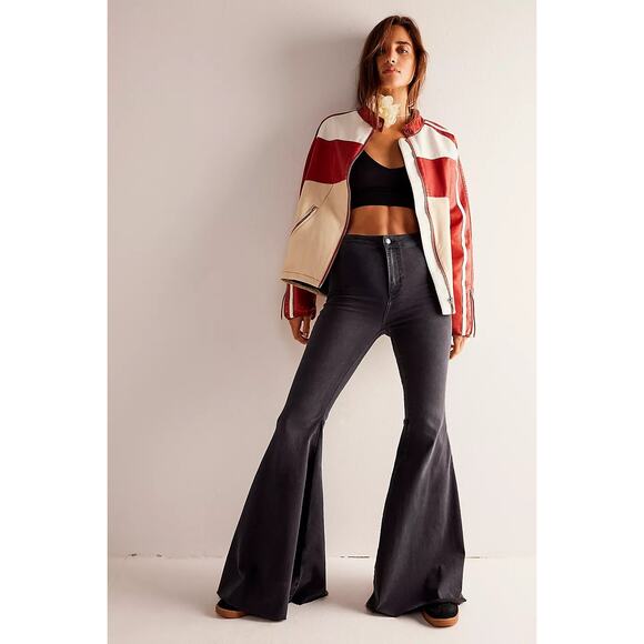 Free People We The Free Just Float On Black Flare Jeans High Rise Size 29 - Picture 1 of 10